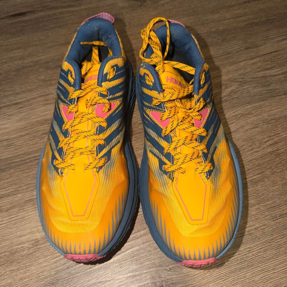 Hoka One One Speedgoat 4, Women 8.5 - Picture 2 of 8